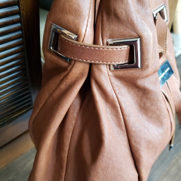 Michael Kors camel/brown/tan leather shoulder bag - Picture 4 of 8
